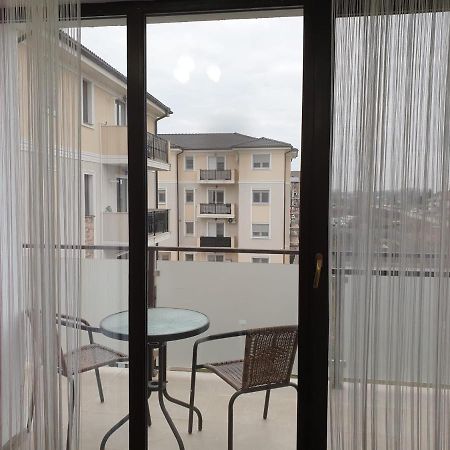 Apartament Adriana Lejlighed Giroc Eksteriør billede
