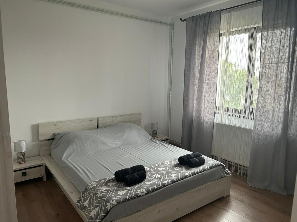 Apartament Adriana Lejlighed Giroc Eksteriør billede